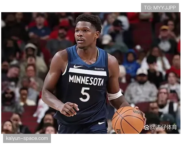 特写：爱德华兹专访，谈休赛期如何针对性地提升耐力与变速能力