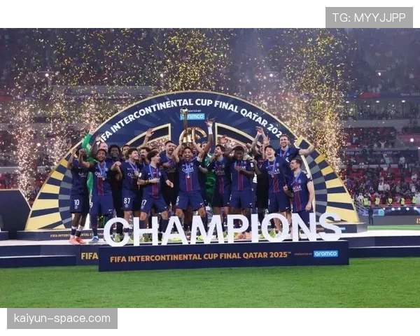 突发:主裁判经VAR复核,取消巴黎圣日耳曼点球判罚 突发:主裁判经VAR复核,取消巴黎圣日耳曼点球判罚